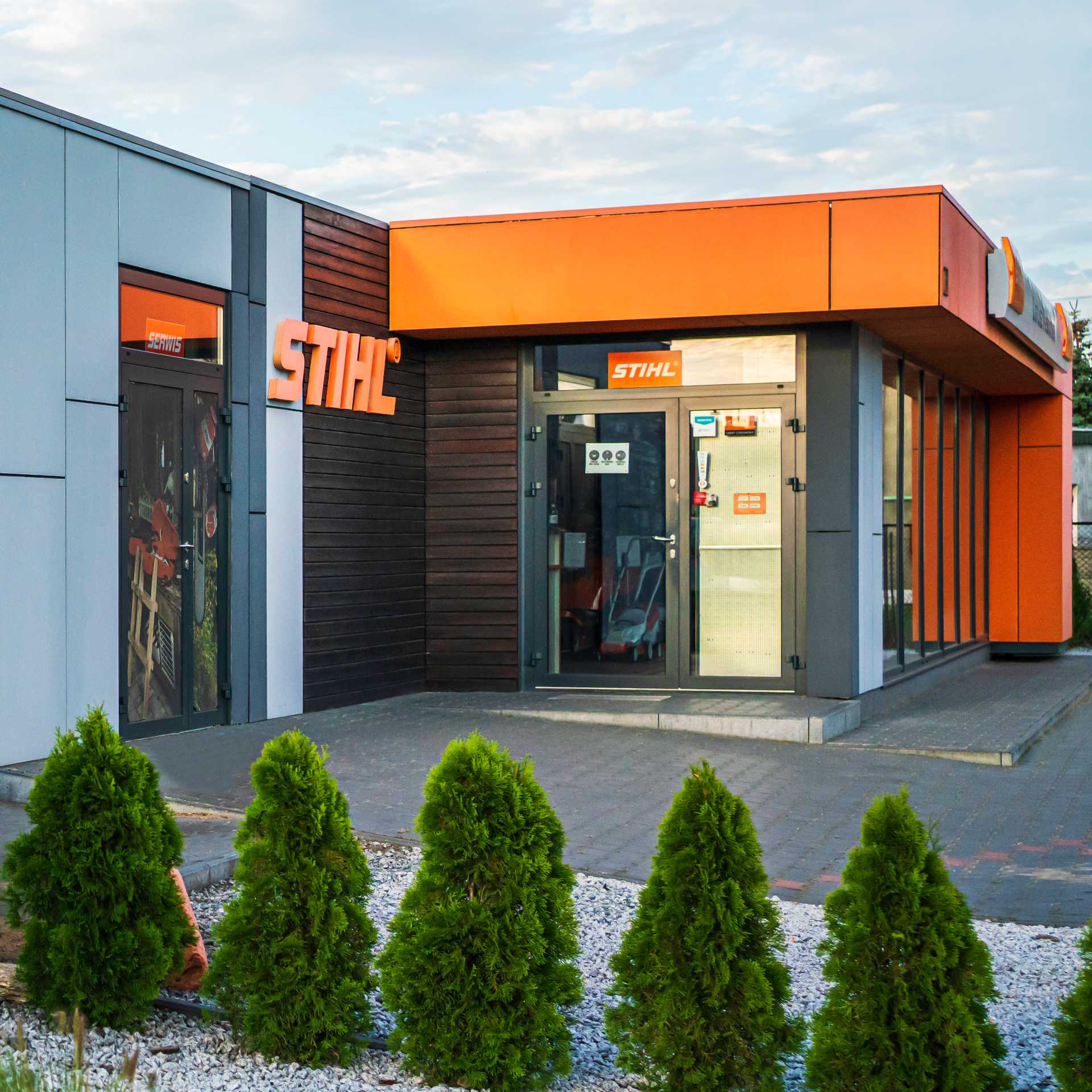 Pavillon, Verkaufcontainer, Firma Stihl