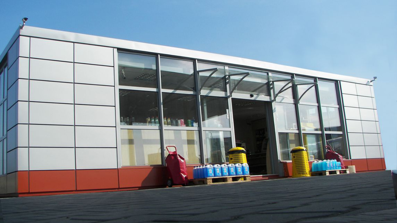 Verkaufspavillon, Firmenshop Grupa Pegaz 72m2 – Ansicht 4
