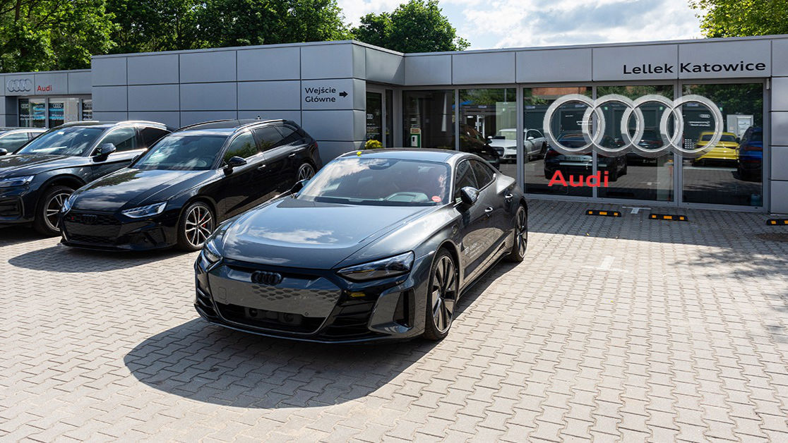 Modularer Pavillon für die Lellek Group – Audi-Salon, Foto 6