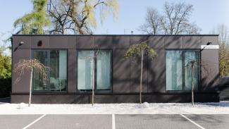Servicepavillon, Zahnarztpraxis Dłucik 200m2 - Ansicht 4