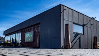 [PL] Sushi Yakku Mierzyn 200m2, 2